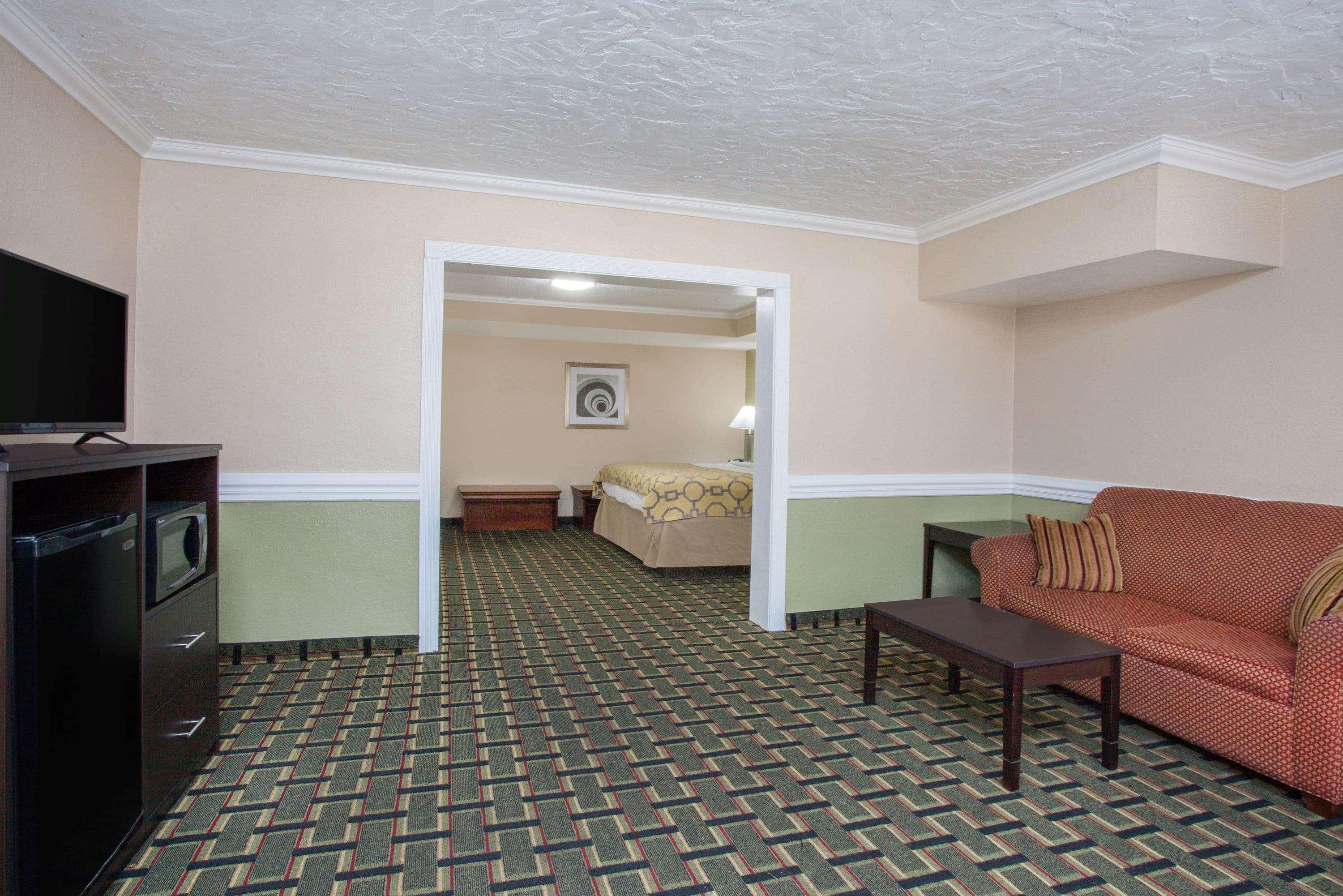 Baymont By Wyndham Lake City Exterior photo